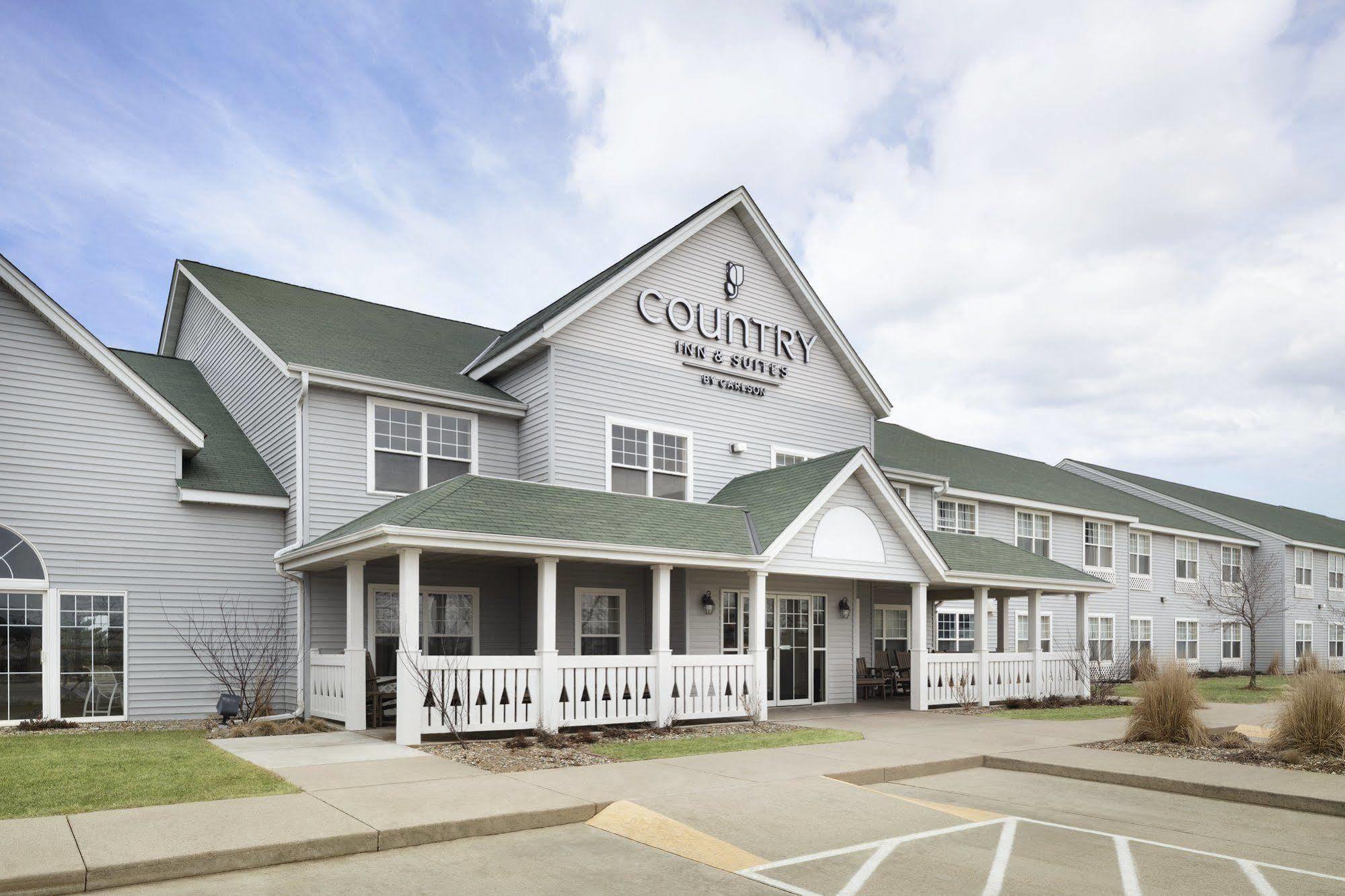 Country Inn & Suites By Radisson, Grinnell, Ia Buitenkant foto