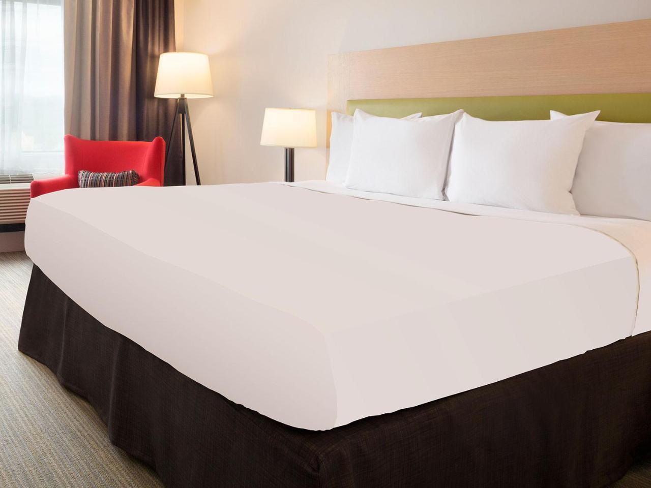 Country Inn & Suites By Radisson, Grinnell, Ia Buitenkant foto
