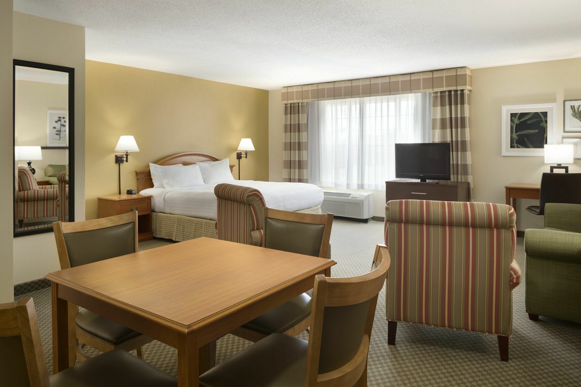 Country Inn & Suites By Radisson, Grinnell, Ia Buitenkant foto